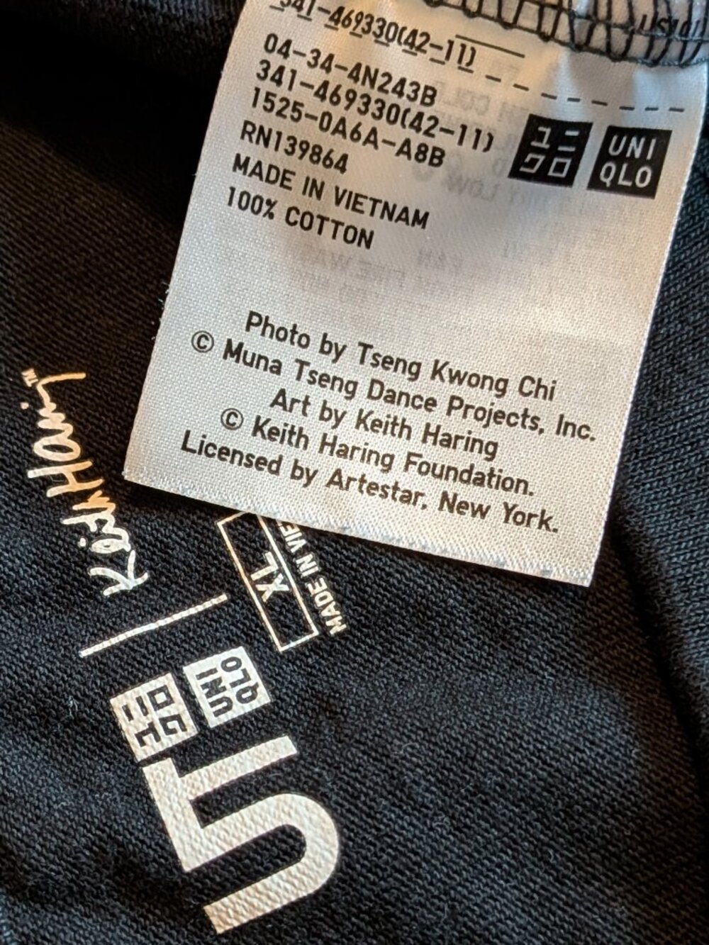 Uniqlo x Keith Haring Subway Drawings Tee XL Black Cotton T-Shirt - Picture 4 of 7